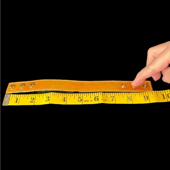 Louis Vuitton Monogram Vernis Bracelet A109 - Picture 8 of 8